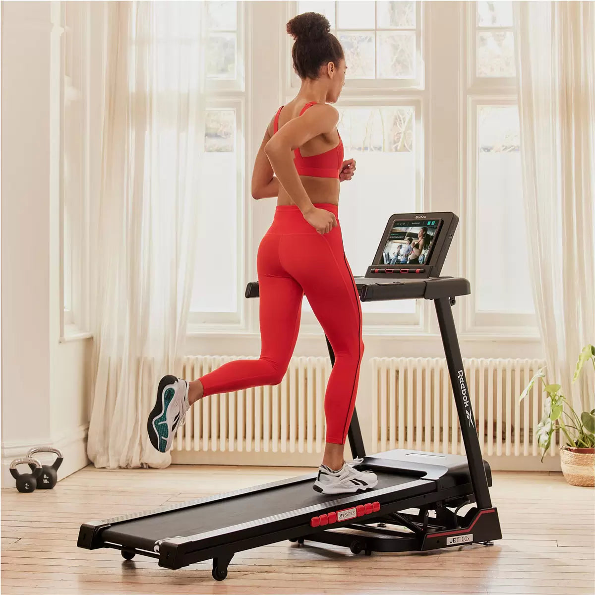 Reebok Jet 100x Treadmill – Indoor Running Machine